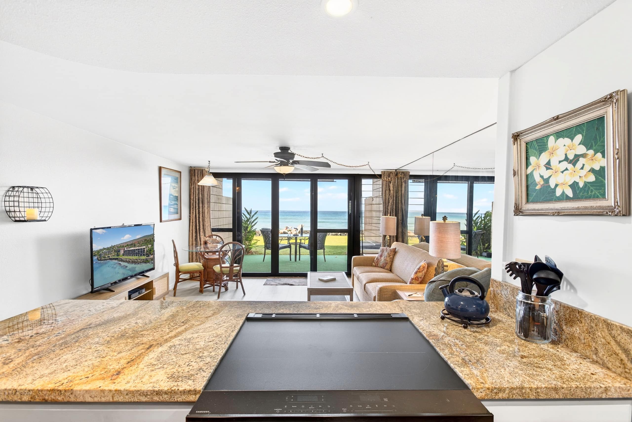 Condo in Lahaina · ★4.7 · 1 bedroom · 1 bed · 1 bath - Image 14