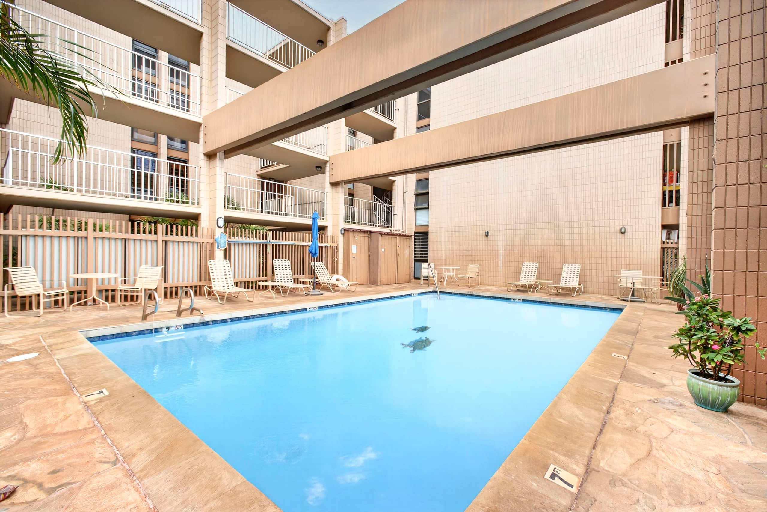 Condo in Lahaina · ★4.7 · 1 bedroom · 1 bed · 1 bath - Image 57