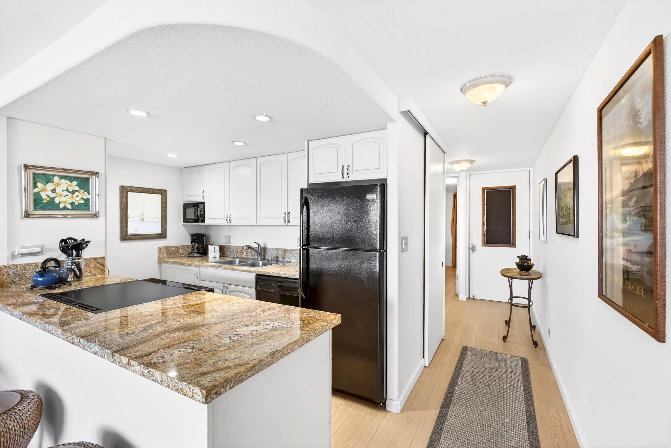 Condo in Lahaina · ★4.7 · 1 bedroom · 1 bed · 1 bath - Image 19