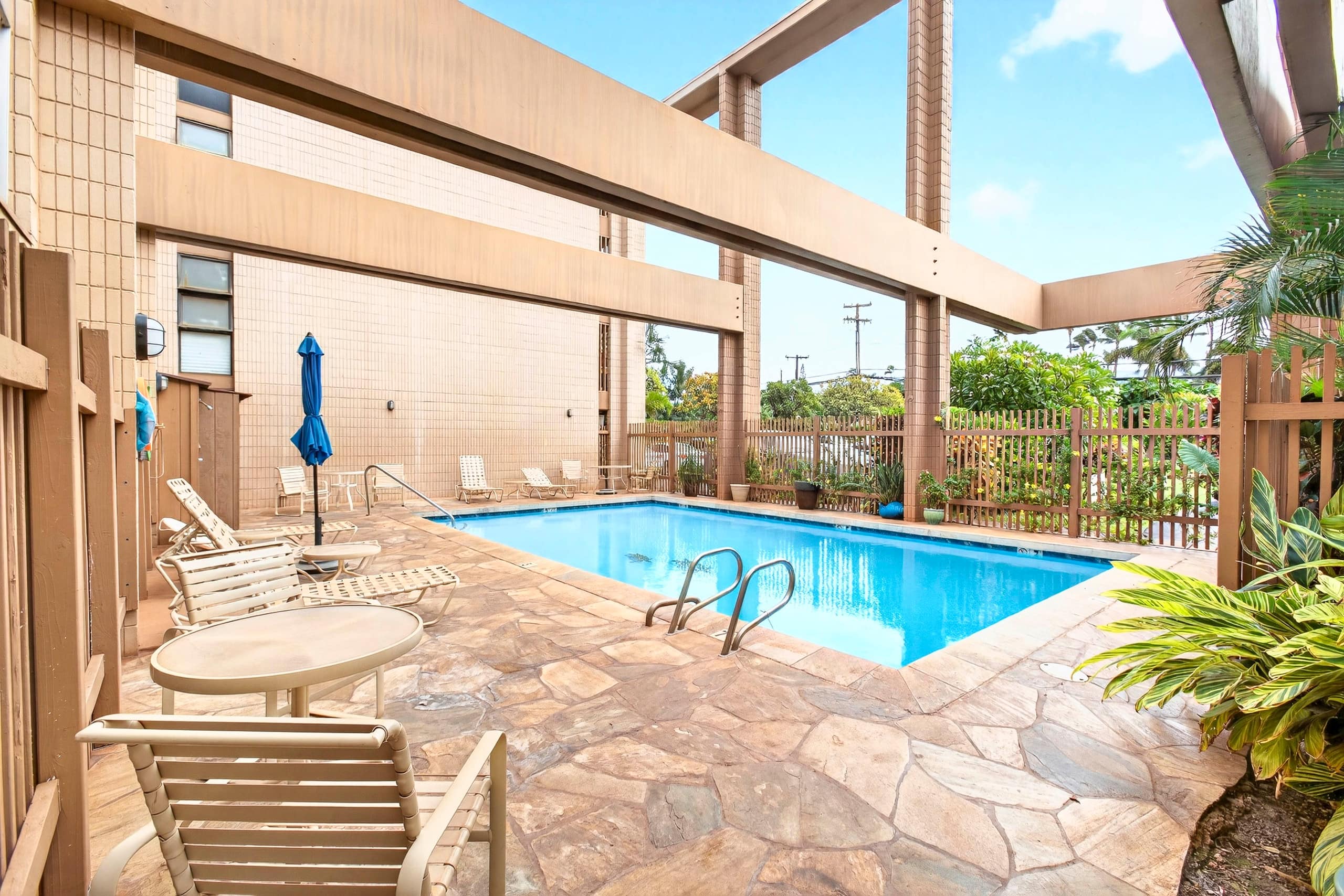 Condo in Lahaina · ★4.7 · 1 bedroom · 1 bed · 1 bath - Image 58