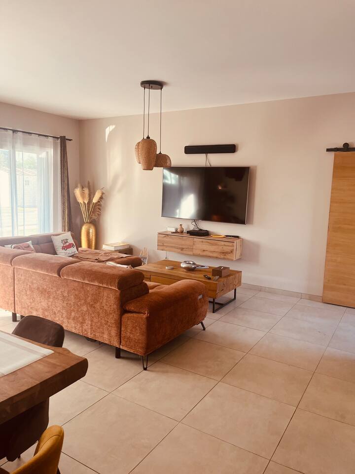Nouvelle Maison En Acier Dans Nouveau Lotissement - Valle della Loira