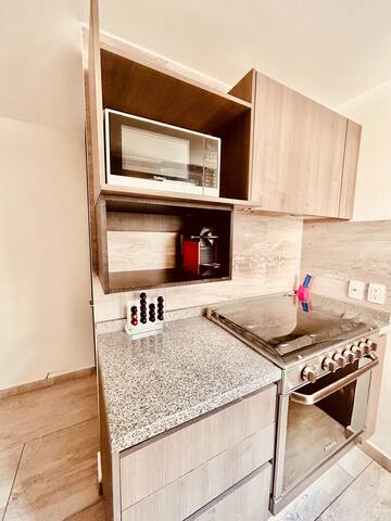 * Depa 12 personas WTC a 1 calle/Autodromo 25 min gallery image 5