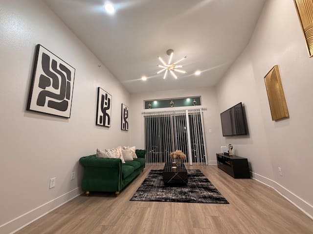 Emerald City ~Luxurious City View~2BR