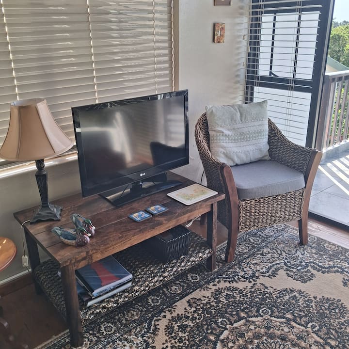 Sunny Apartment With Balcony - Mossel Bay