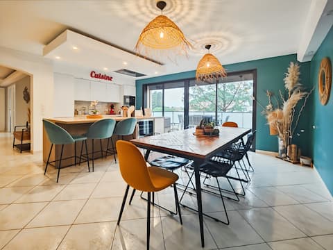 New and cozy apartment with a huge terrace