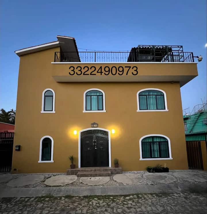 Cheerful house on the Chapala boardwalk