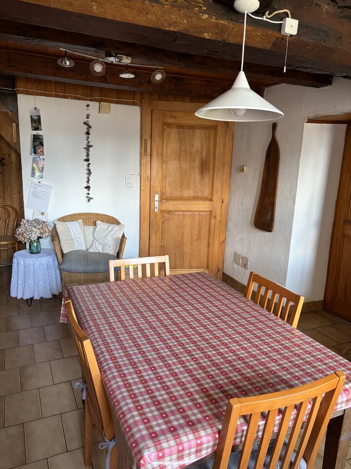 Trois Chambres Chaleureuses Avec Petit-déj' Maison - Yverdon-les-Bains