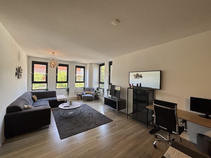 Expat Home, 1br, Workspace, Parking, Fast Internet - エイントホーフェン