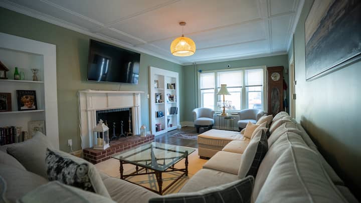 Charming Hyde Park Retreat|minutes From Vanderbilt - Hyde Park, NY