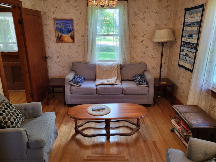 Crawford Beach House, Summer Vacation Rental - Prince Edward Island