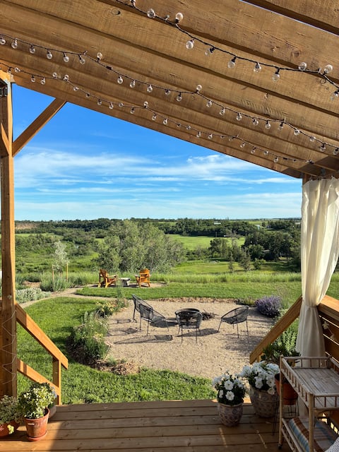 Valley View & Sauna Retreat