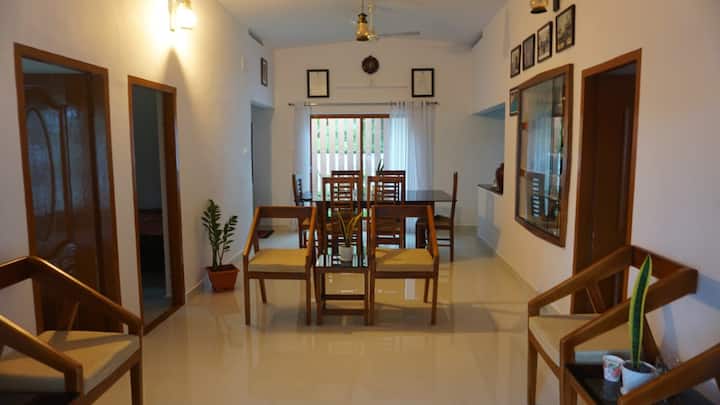 3 Bedroom Gated Farm House  With Ample Parking - Pala