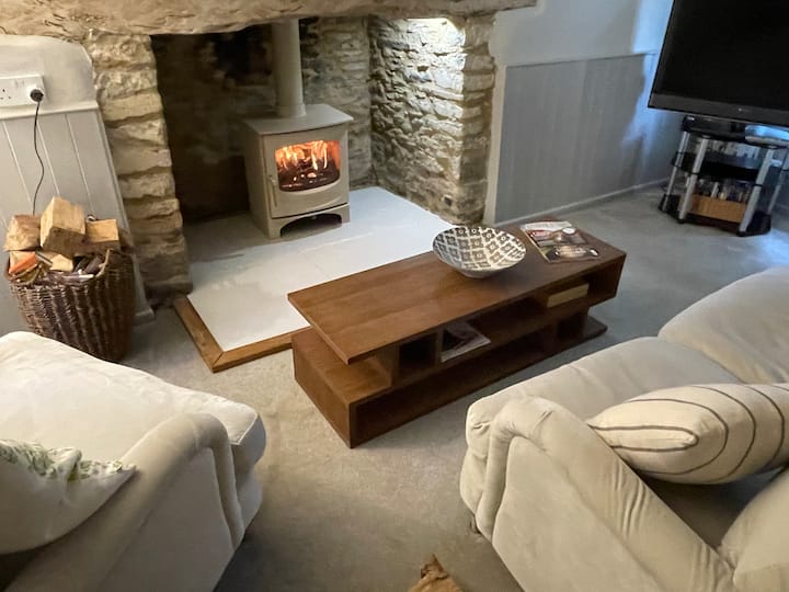 Prettiest Cottage, Near Bampton, Oxfordshire - Witney