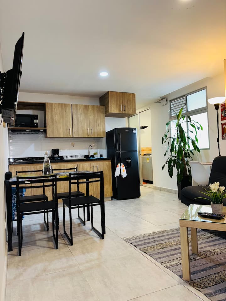 302 Apt 3 Alcobas Hasta 9 Huéspedes Cerca Poblado - Medellín