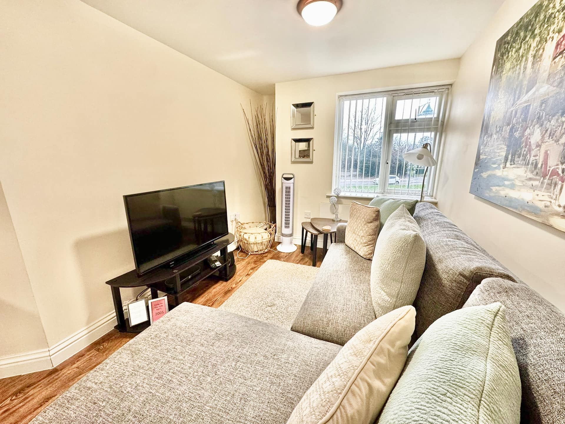 Meriden Apartment - Sleeps 7 - Near Nec Parking