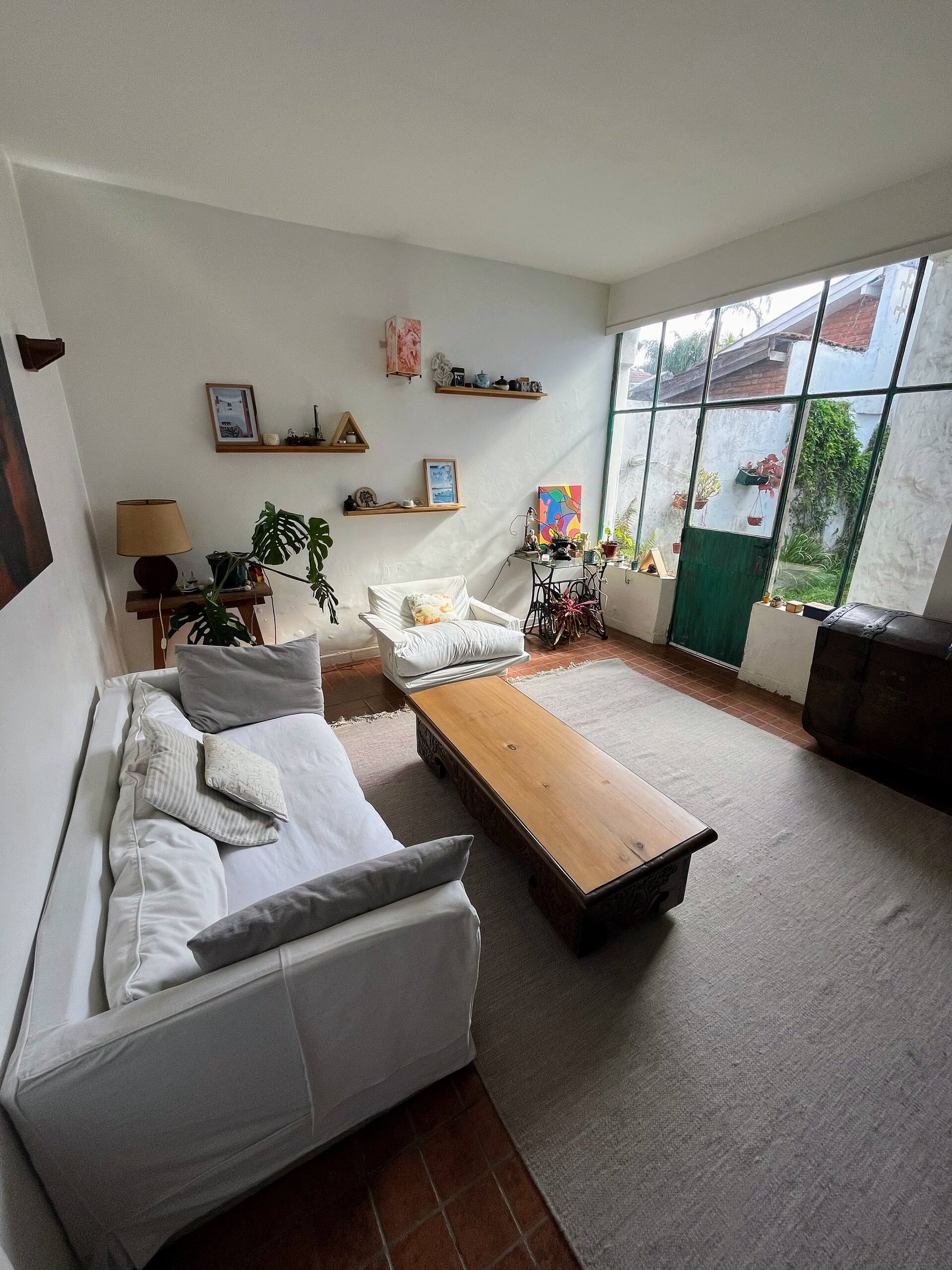 Ground-floor PH with terrace and garden in Martínez