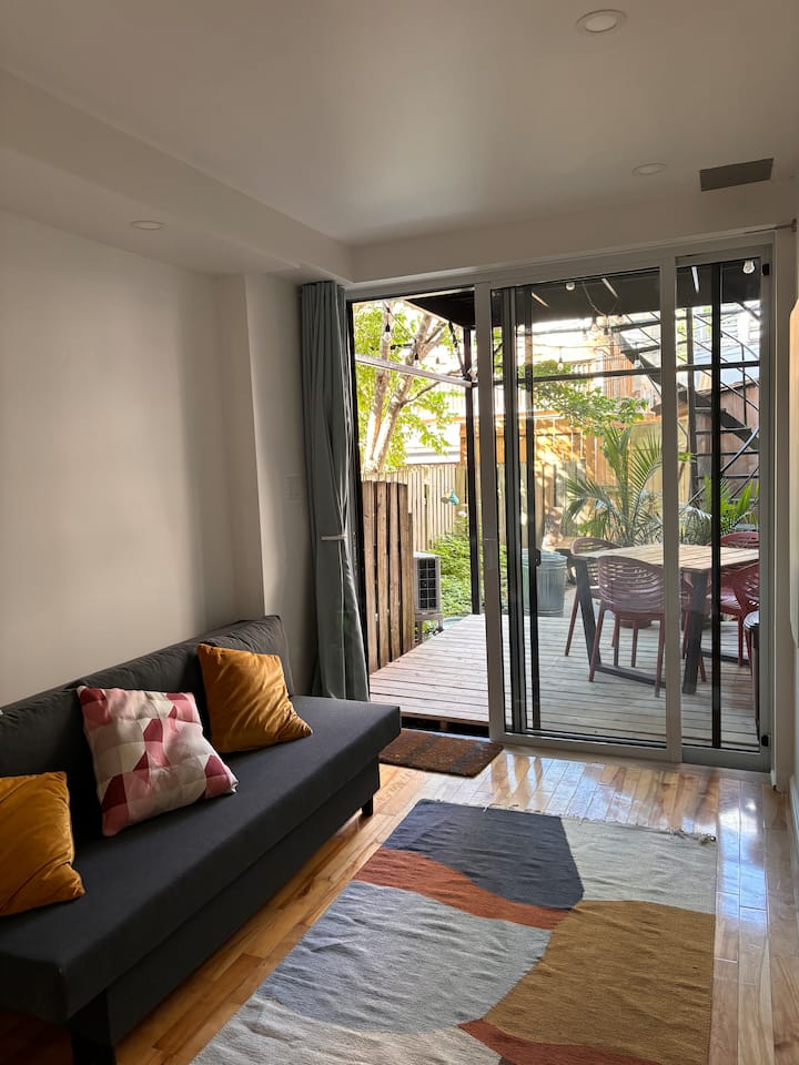 
Zo spálne máte prístup na terasu