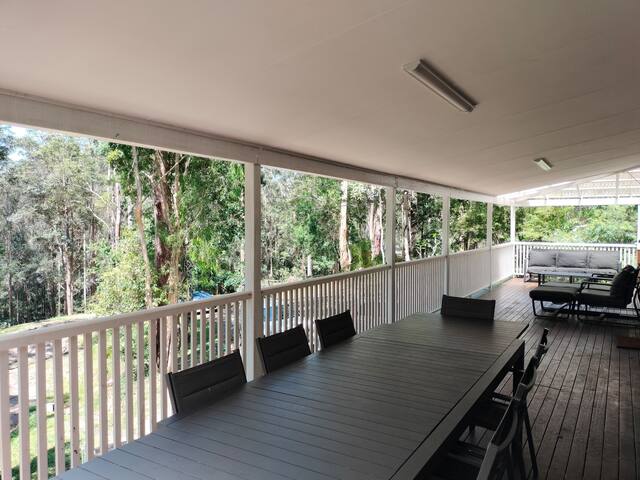 Private Bush & Beach Retreat gallery image 5