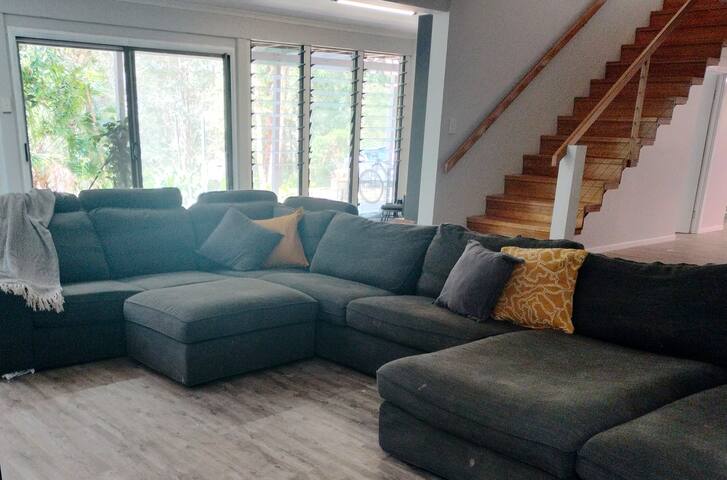 Private Bush & Beach Retreat gallery image 2