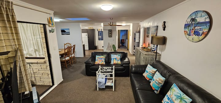 Beachside Serenity-60mtrs 2 Ocean-whole House - Te Puke