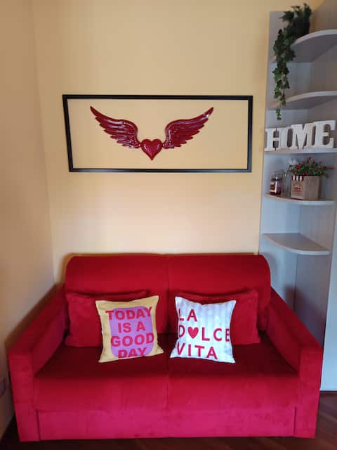 Airbnb con migliori performance: Bright one-bedroom apartment with balcony old town Pisa a Pisa