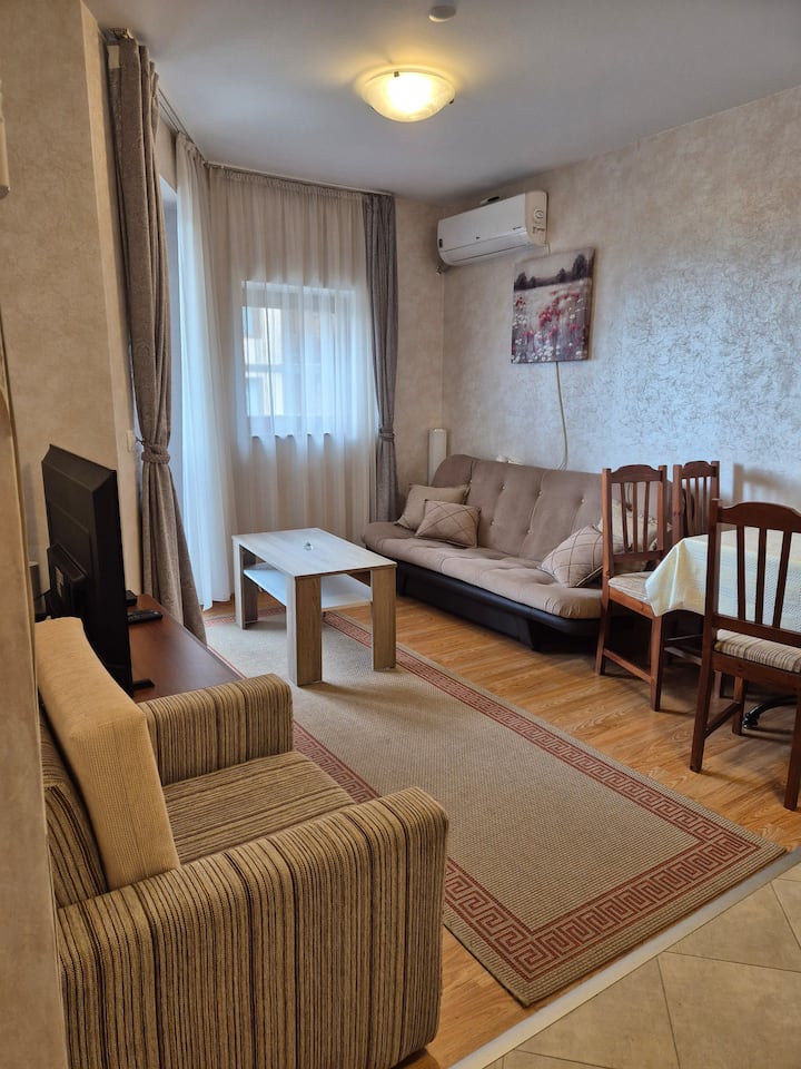 Beautiful Apartment, Great Location - Bansko