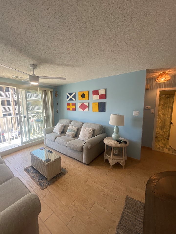 Beach Block Getaway/ocean Views-sea Isle City - Sea Isle City, NJ