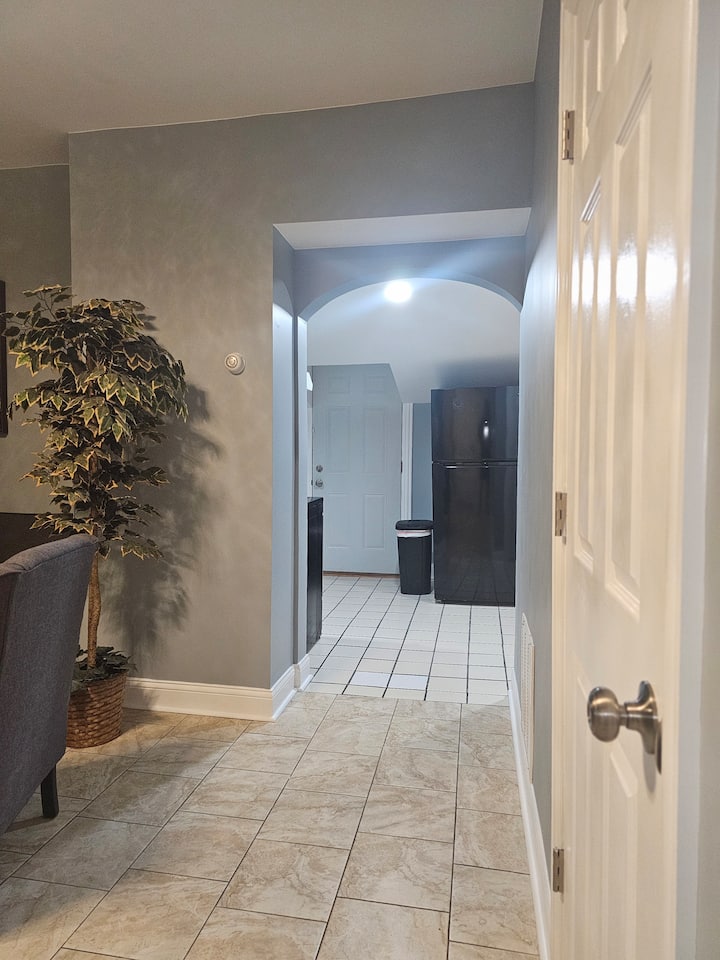 Private 2bedroomapt/garage Park/ Close To City - Cicero, IL