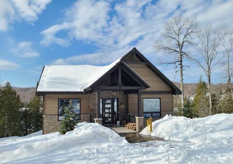 Le Vivelô @ Entrelacs: Foyers, Spa, Winter Sports