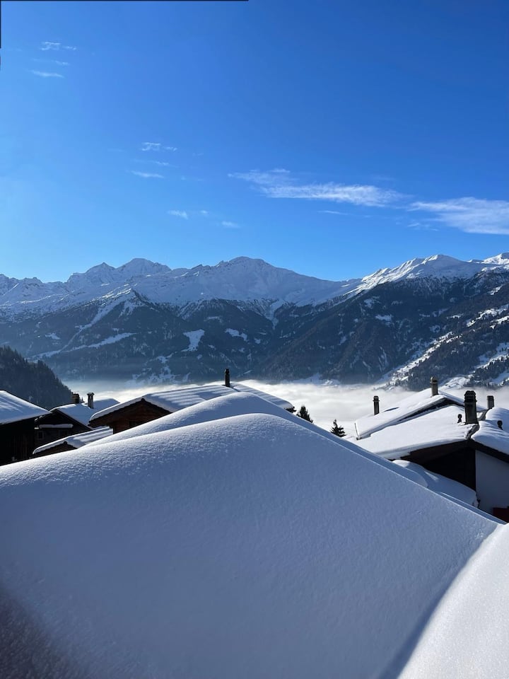 Chalet Design Luxe-cosy - Full-view - Verbier