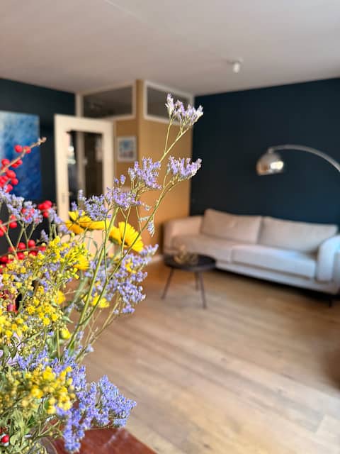 Top performing Airbnb: Sunny 2 bed apt de Pijp, child friendly in Lizzy Ansinghbuurt