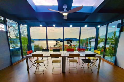 Naeuldong where you can enjoy the scenery of nature through the window