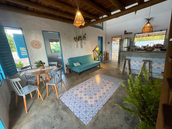 غرفة كبيرة ومتجددة الهواء للغاية!