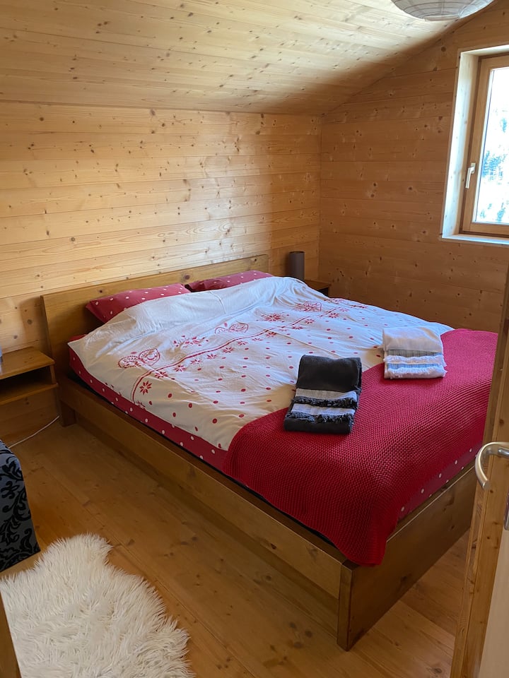 Dhomë gjumi 1