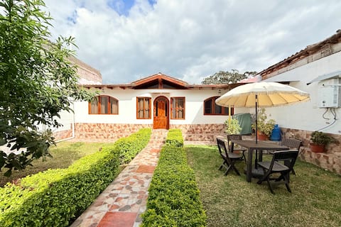 Cozy Guest House with BBQ area