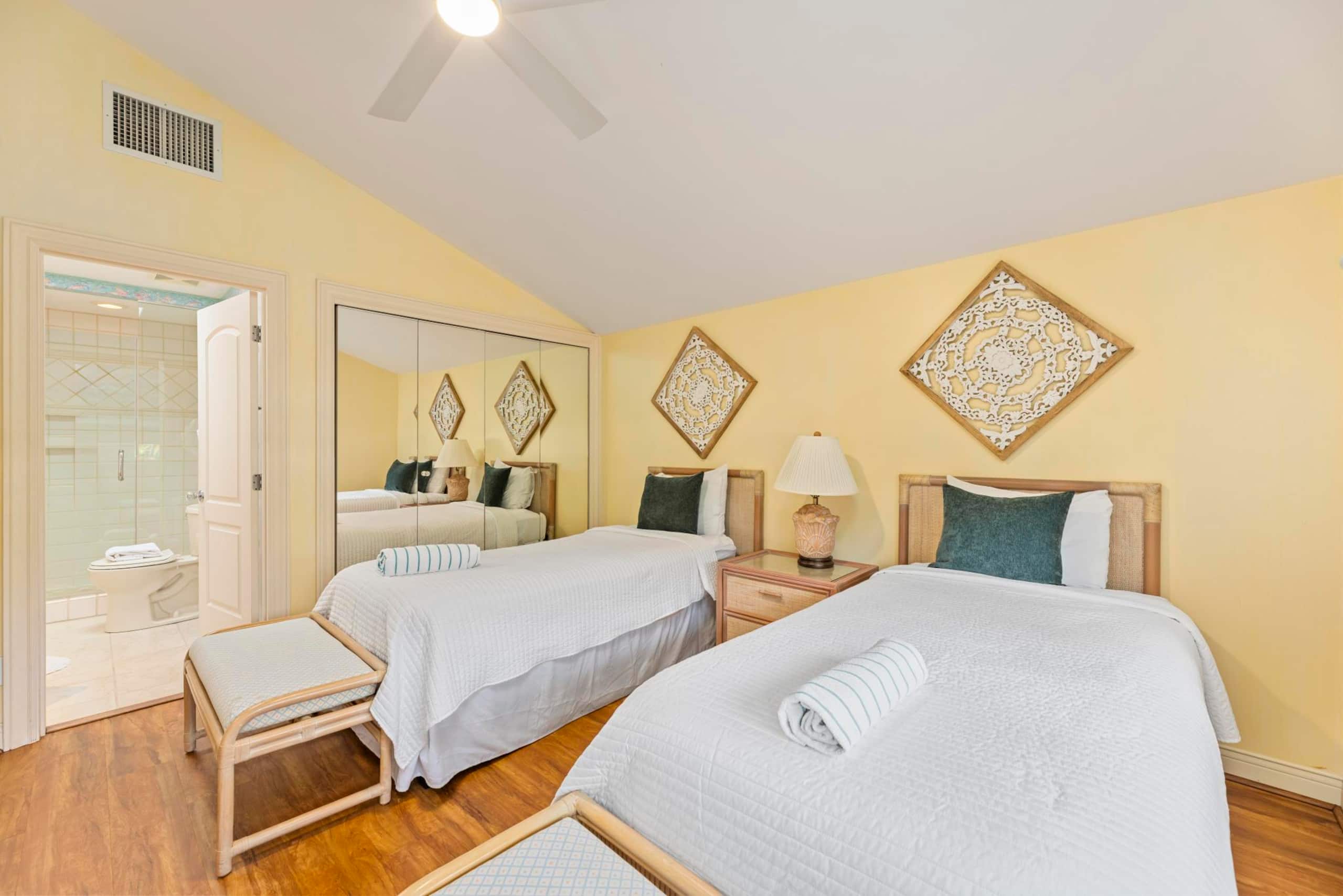 Townhouse in Lahaina · ★4.83 · 3 bedrooms · 4 beds · 3 baths - Image 41