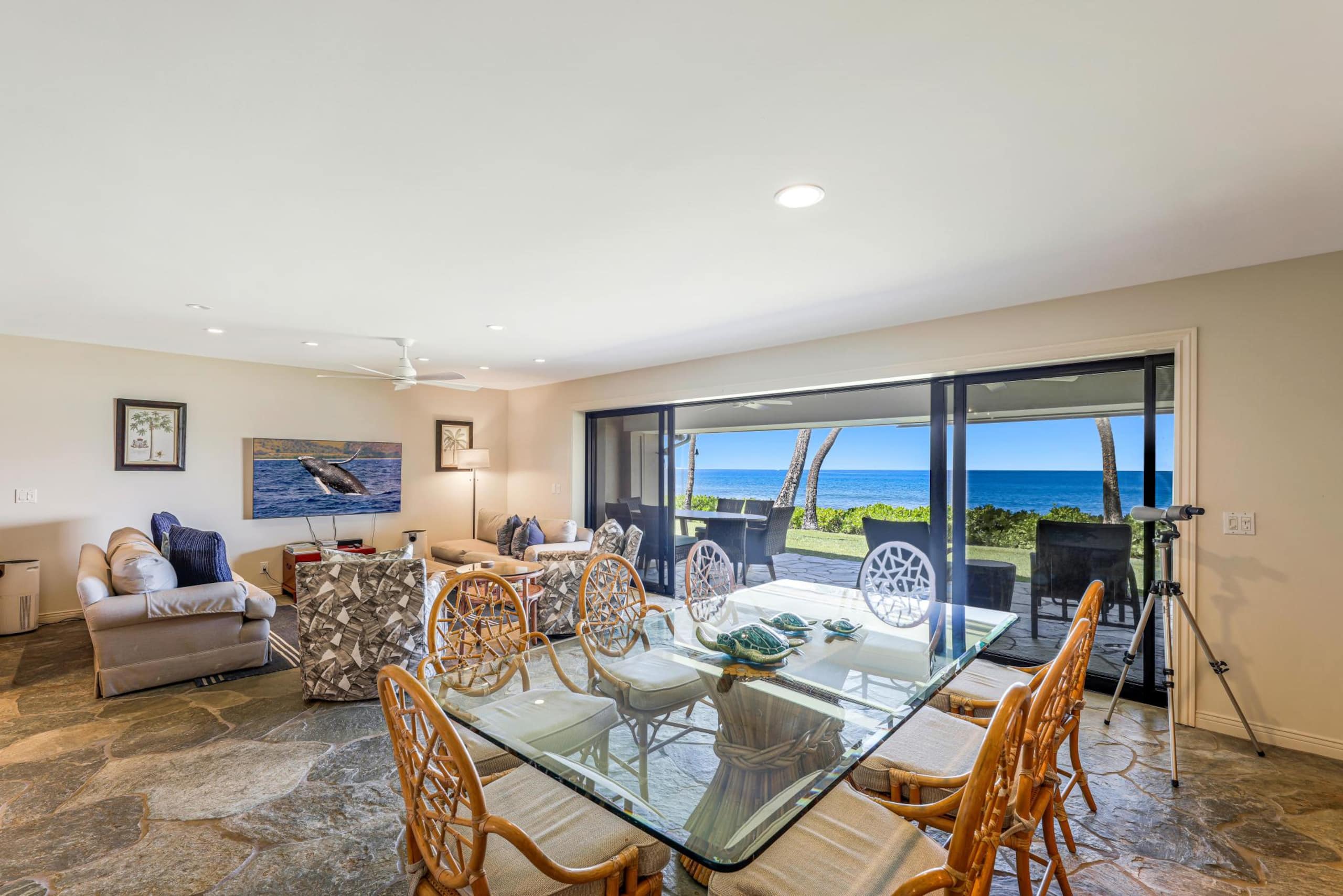 Townhouse in Lahaina · ★4.83 · 3 bedrooms · 4 beds · 3 baths - Image 14