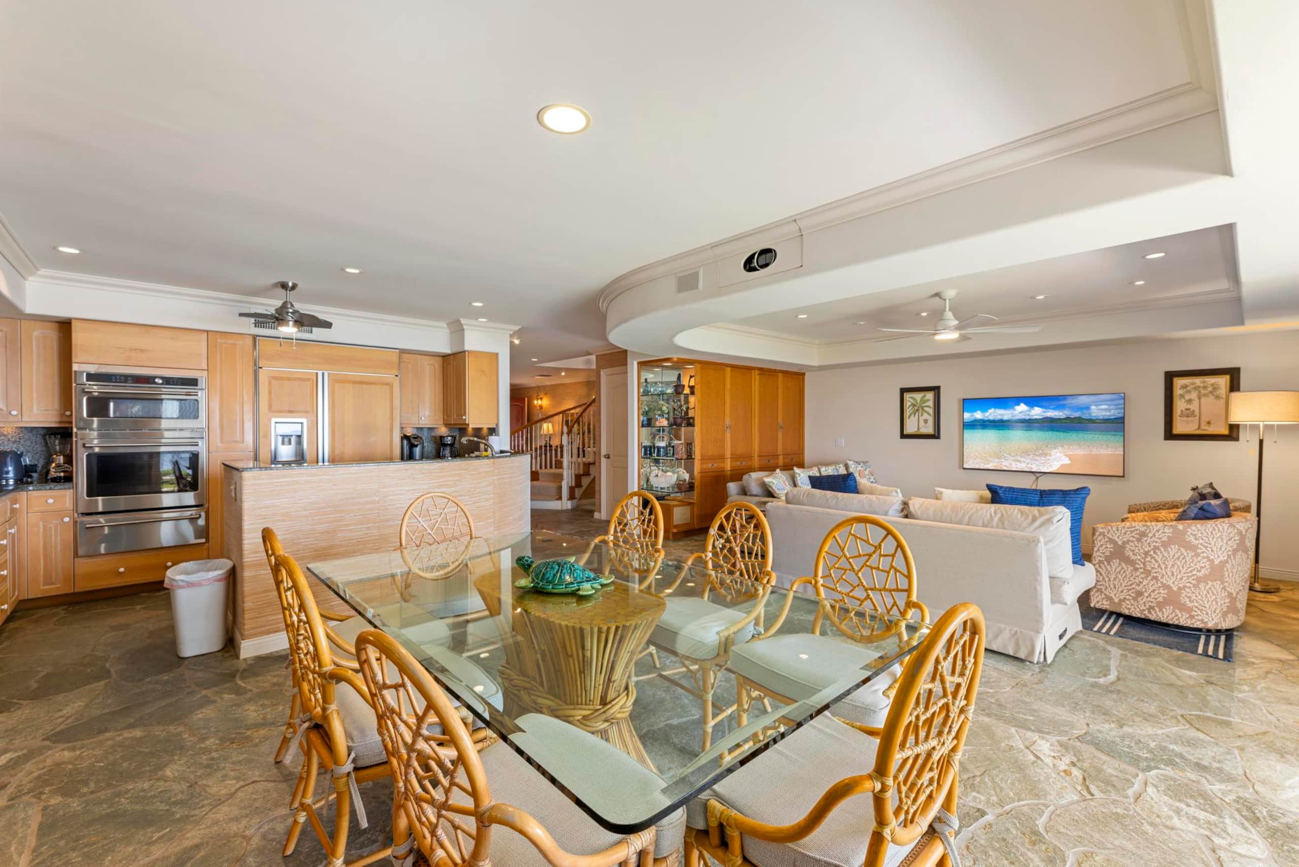 Townhouse in Lahaina · ★4.83 · 3 bedrooms · 4 beds · 3 baths - Image 26