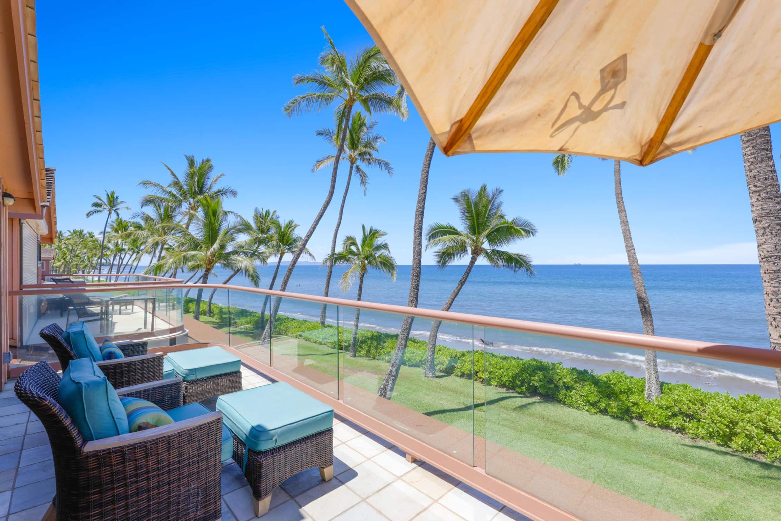 Townhouse in Lahaina · ★4.83 · 3 bedrooms · 4 beds · 3 baths - Image 1