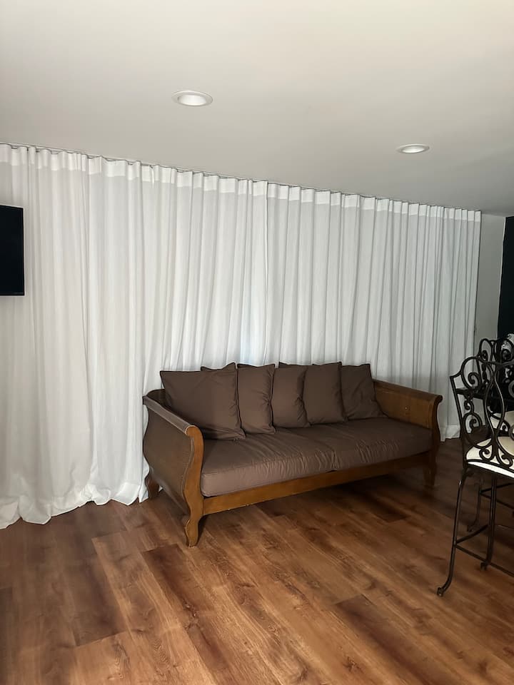 Unique Guest Studio / Free Parking - Manasquan, NJ