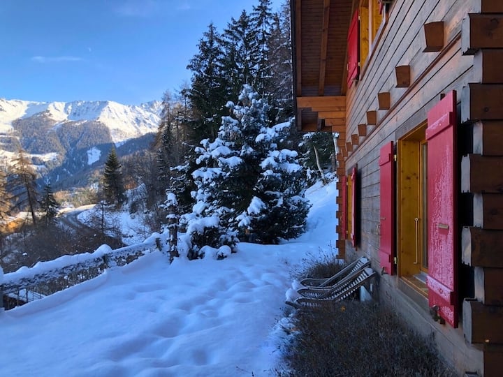 Chalet En Lisière De Forêt à La Tzoumaz Pour 10 - Switzerland
