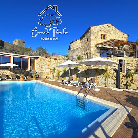 Casa do Penedo Castle House - Exclusive Housing