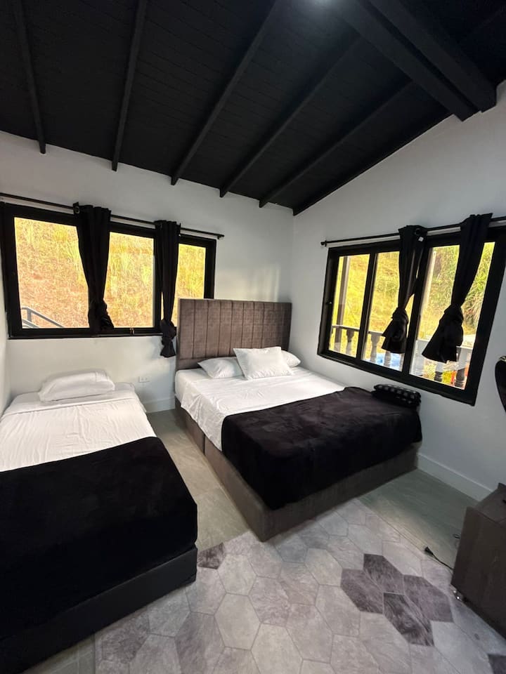 საძინებელი 4