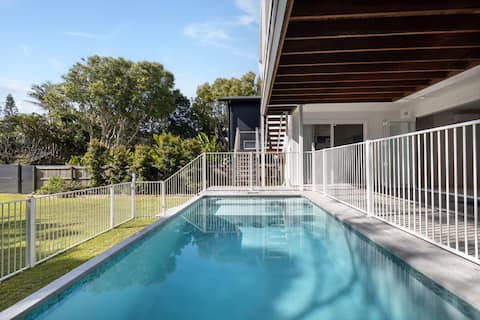 Luxury Villas The Break (Beachfront + Heated Pool)