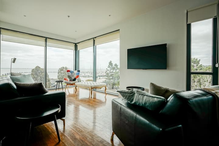 The Yacht's Corner - Waterfront Apartment! - Geelong
