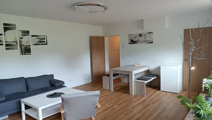 Schöne Souterrainwohnung In Neuss-grimlinghausen - Neuss