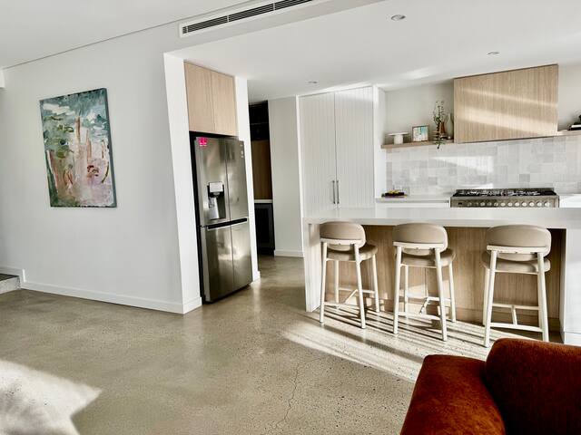 Stunning New Home – Insurance stays welcome. gallery image 2