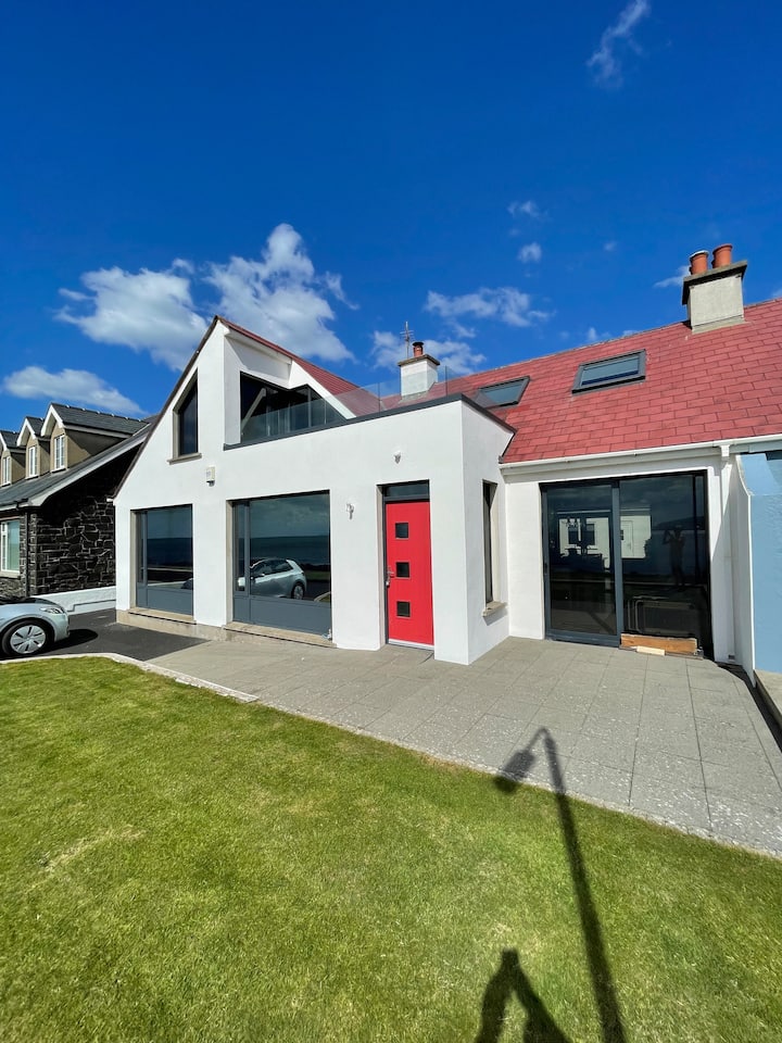 5.0 | Luxury Waterfront 4Bed, North Atlantic Coast
