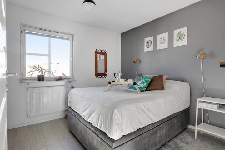 საძინებელი 1