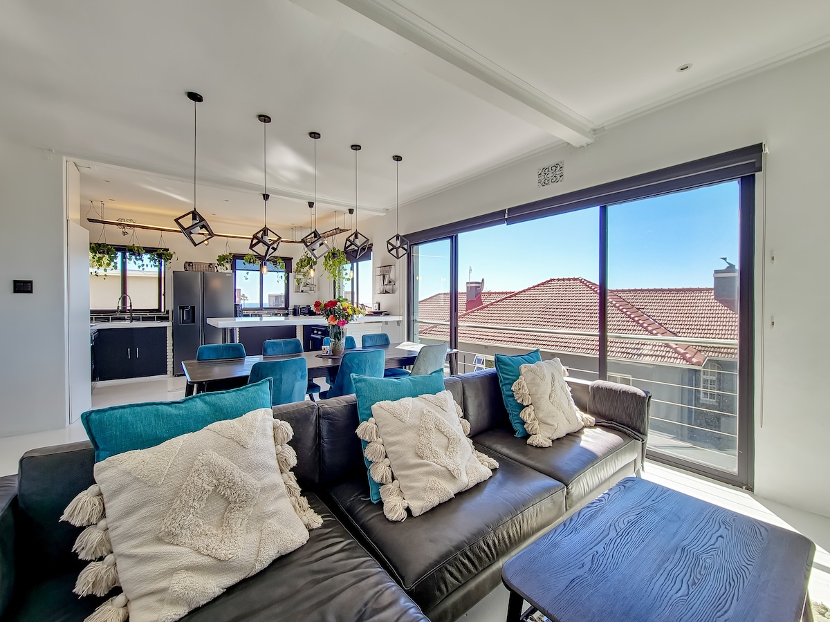 Sylvania living area with panoramic views